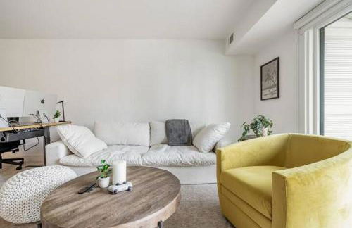 Sharon Green apartments by FantasticStay - Photo 38