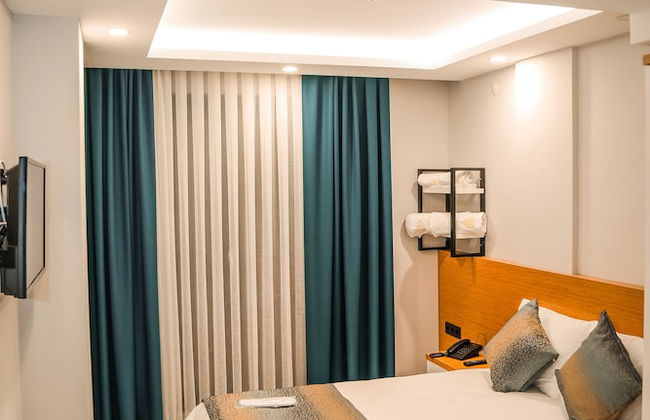 White Golden Suite Hotel - Foto 12