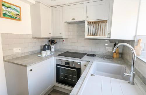 Tiddlers Cottage - Photo 12