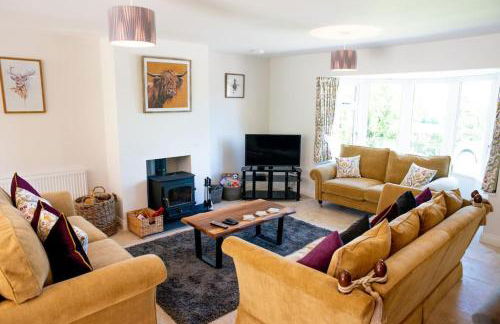 Country Crabtree Bungalow with large wild garden - Photo 6