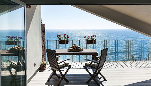 Alyssa 1 - Foto 2, Imagen principal