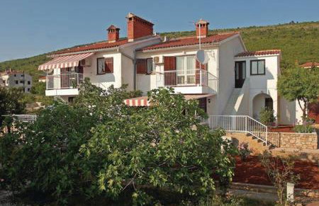 Apartment Quiet Getaway - Photo 20