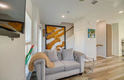 South Houston Townhome with Patio & Gas Grill - Foto 8