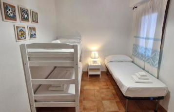 Capo Figari 13, Appartamento spazioso nel centro di Golfo Aranci con terrazza vista mare, Wi-Fi, parcheggio gratuito - Foto 14