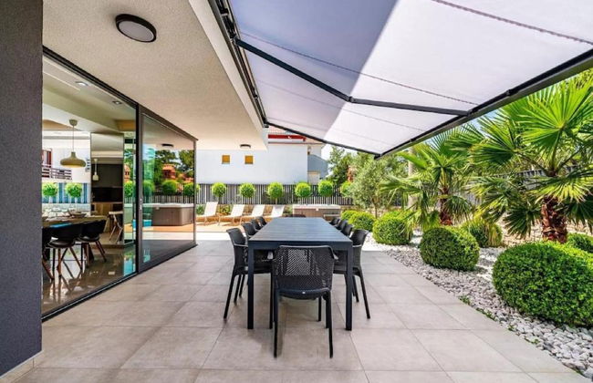 Villa Alpha & Omega - Foto 19