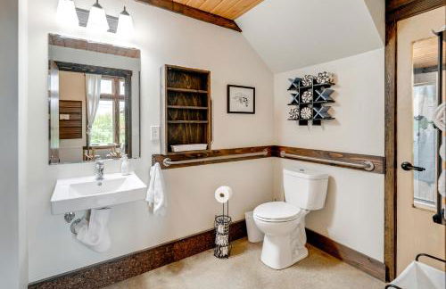 3 Blocks to Dtwn! Cozy Sedro-Woolley Retreat! - Foto 14