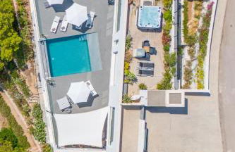 Can Ema, villa moderna con piscina frente al mar - Photo 62