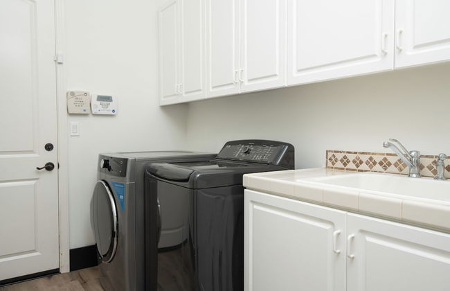 5BR Resort Style Entertainer with Pool, Spa, BBQ - Foto 41