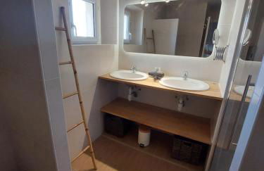 Place du Suquet - In the hart of old Cannes - 2 Min Walking distance from Palais de Festivals and Beaches - Photo 18