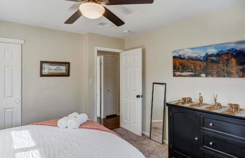 Crestpoint Court Family Multi-Level Near UCCS & BBQ - Foto 26