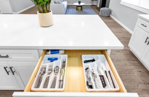 Sunny Simi Valley Valley 4BR 3BR LTR Modern Home Dedicated Work Place High Speed internet - Foto 29