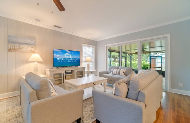 Northwood Harbor Home 3 Bed/ 3 Baths, Beach, Shops & Restaurants - Foto 1