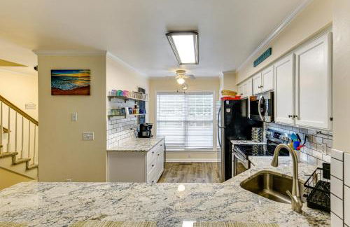 2 Mi to Rehoboth Beach Home with Sunroom! - Foto 7