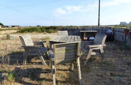 Pass the Keys Mistral Coastal Cabin - Dungeness sleeps 23 - Photo 28