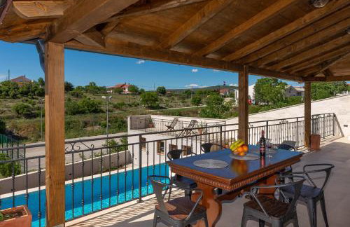 Modern Rustic Villa Kate - Foto 53