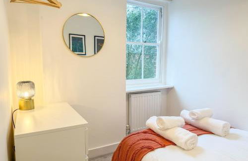 NEW - Luxury 3 bedroom Townhouse - Canterbury City Centre - Foto 17