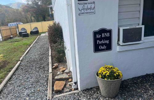 The Fishing Hole #4 Near Town - Foto 29