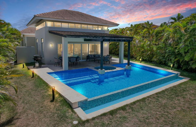 Luxury Golf Villa in Bavaro Cocotal Palma Real Pool Jacuzzi Staff - Foto 34