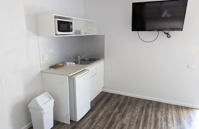 Escape On Lake - Photo 7