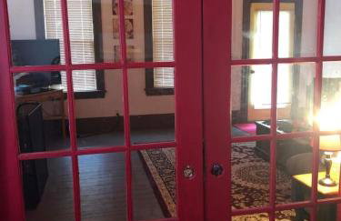 Poe Themed Home Close to Beaches and DE Turf - Foto 6