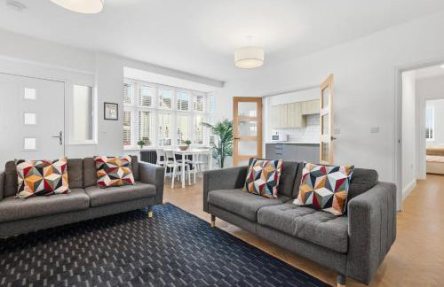 2 Royal Serviced Apartments, Ground Floor, two Bed,Fast Wifi - Space - Foto 23