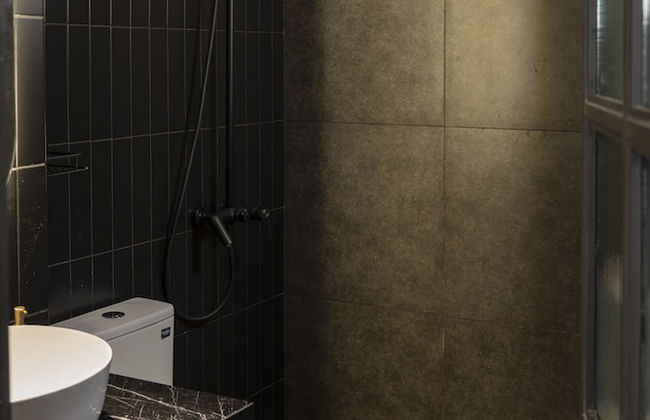 Kin Wander Tan Binh, The Mountain - Photo 32