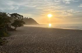 Guarujá Praia do Tombo! Ar, Piscina, Vaga, WIFI, TV Smart, perto da praia! - Foto 22