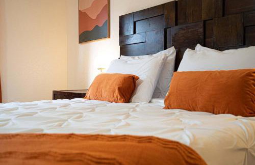 Riverfront w Cedar Hottub, Sauna, Movie Theatre - Photo 38