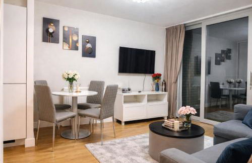 Central-Modern 1-Bed Apt,Sleep 4 -Near Train Station & Easy Access to Central London & City Centre - Foto 17