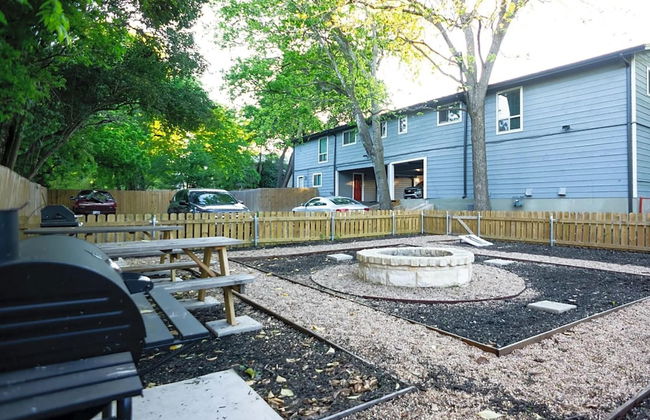 Prime Soco Comfy 2BR King Suite w Pool Parking - Foto 12