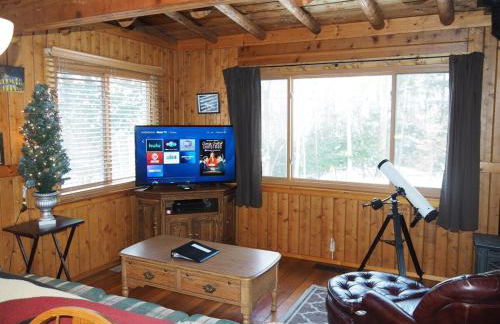 The Crystalaire Cabin - Charming and Relaxing! - Photo 11