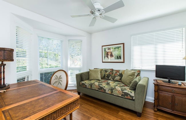 S Of Kamalii 47 3 Bedroom Home by RedAwning - Photo 9