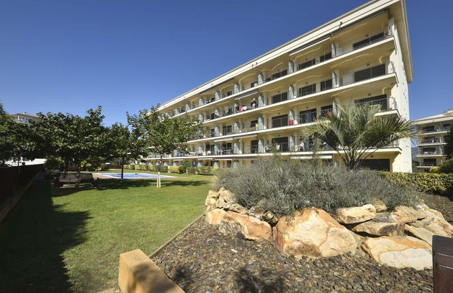 Apartment in Roses by the Beach With Pool - Photo 30