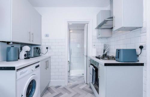 Comfortable & Spacious 3BR House near Coop Live Arena & Etihad Stadium with free Parking - New Management Since Jan '26 - Foto 12