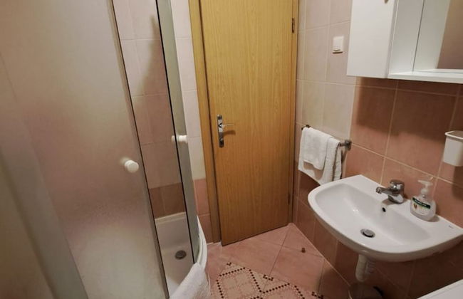 Slava - Close to the Mall - A1 - Photo 16