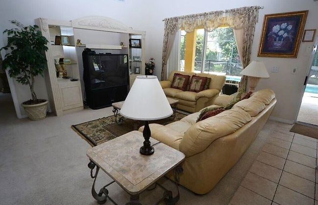 Huge 6-bed Emerald Is Resort- Elite Vacation Homes - Photo 15