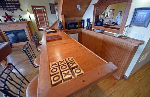 Over The Moon | Blairsville GA - Foto 29