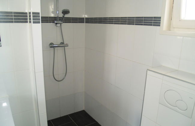 2 bedroom House in Dordrecht with swimming pool and terrace - Photo 25