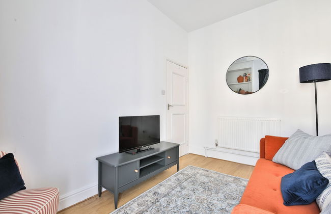 Beautifully Designed 2 Bed Apartment - Foto 37