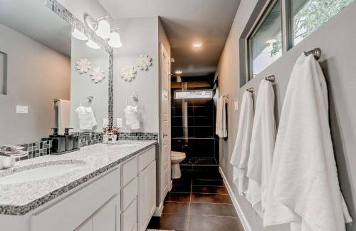 Hot Tub Deck BBQ Grill Patio Dog Friendly - Foto 56