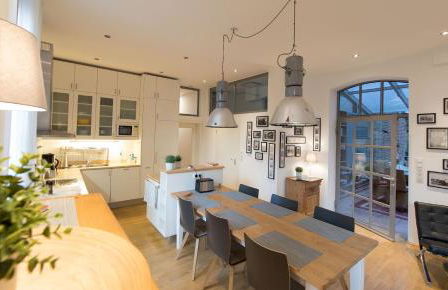 LokoMotel-Wohnung, Luxus Ferienwohnung im Lokschuppen - Foto 18