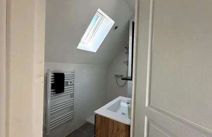 Le bleu - T2 cozy à 50m de la gare - Foto 13