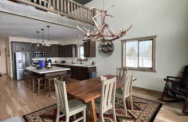 3505 Joseph Dr Cabin with breathtaking views, 30 miles to Yellowstone - Photo 12