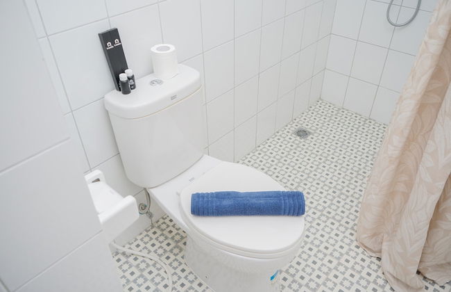 Best Price 2BR at Emerald Bintaro Apartment - Foto 14