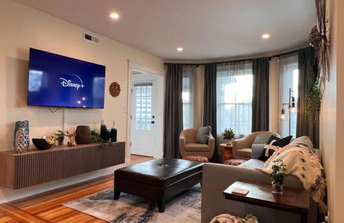 Your Boston Retreat - Great porches - 2/BR sleep 6 - Foto 9