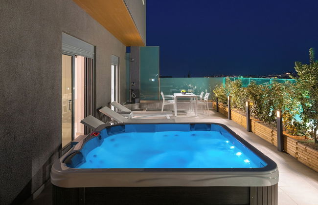 Rhodes Skyline Suite With out Door Jacuzzi Sea View - Foto 15