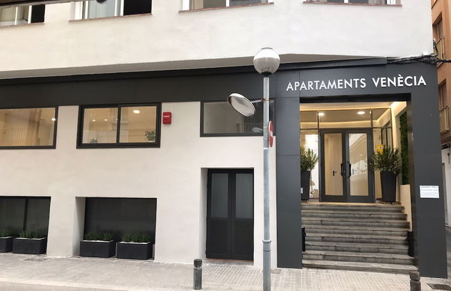 Apartamentos Venecia - Photo 1