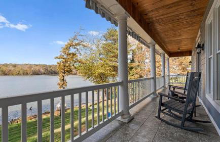 Sunset Pointe by Avantstay Waterfront, Beach, Fire Pit Sleeps 14 5bdr 4BA - Foto 40