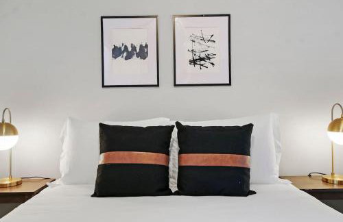 1BR Homey Apt in Irving Park - Troy 2 - Photo 11