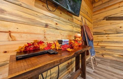 A Mornings Mist - Scouts Overlook - Romantic Retreat, Hot Tub, Cozy Fireplace, Mountain Views at Scouts Overlook - - Foto 38